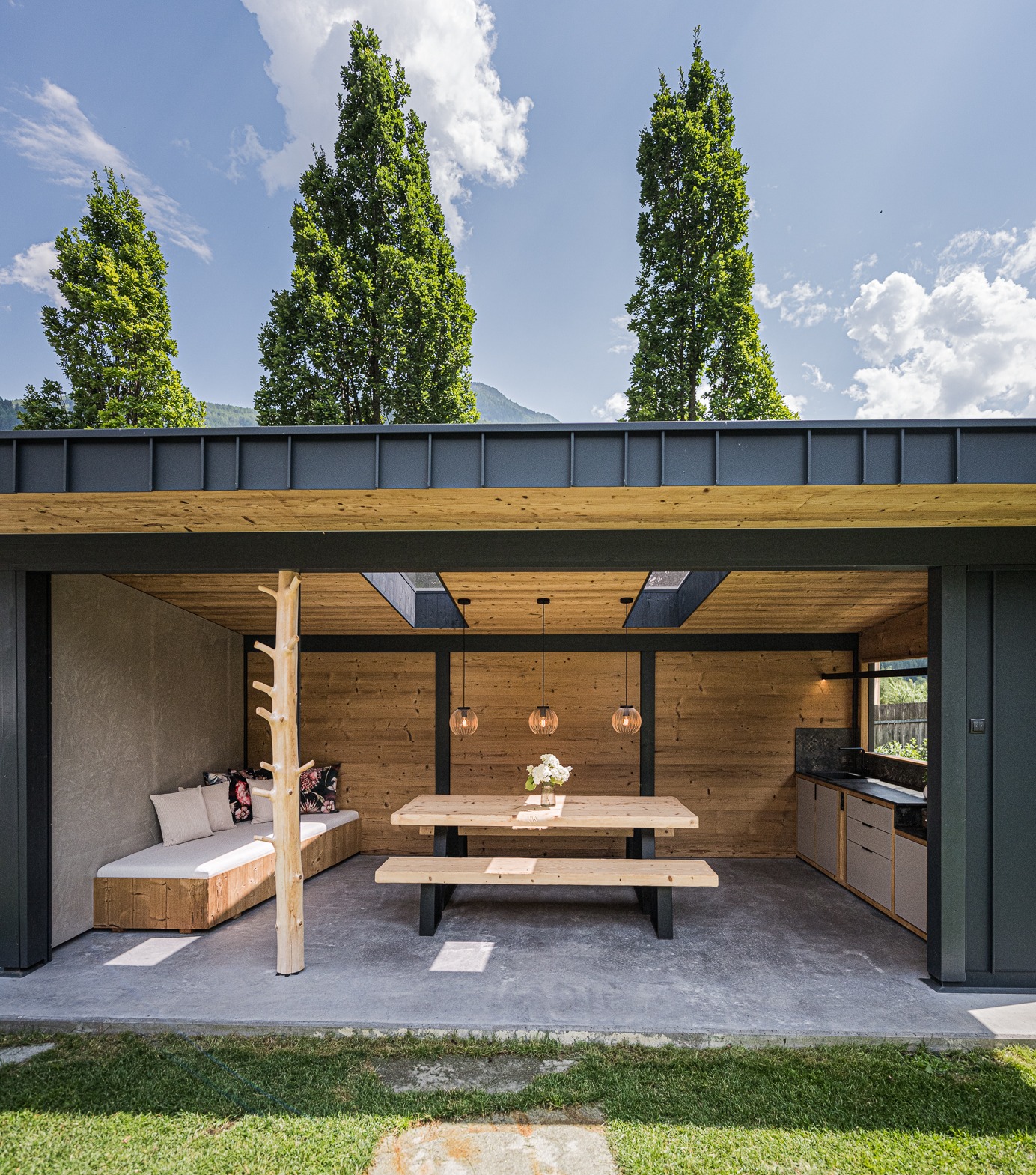 Garten mit Pergola